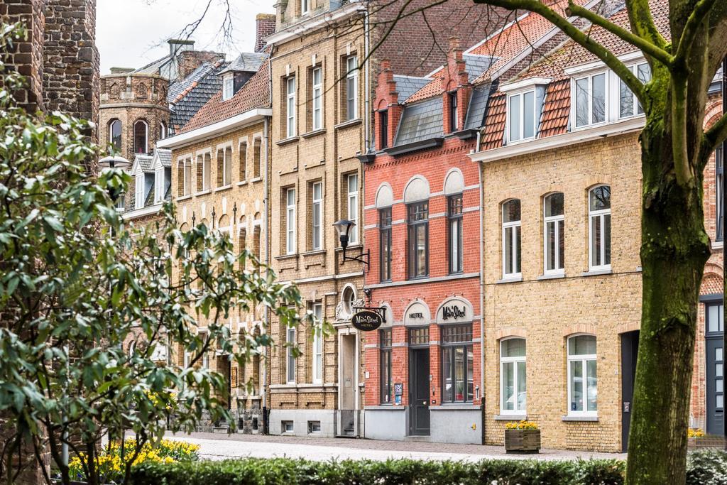 Main Street Hotel Ypres Exterior photo