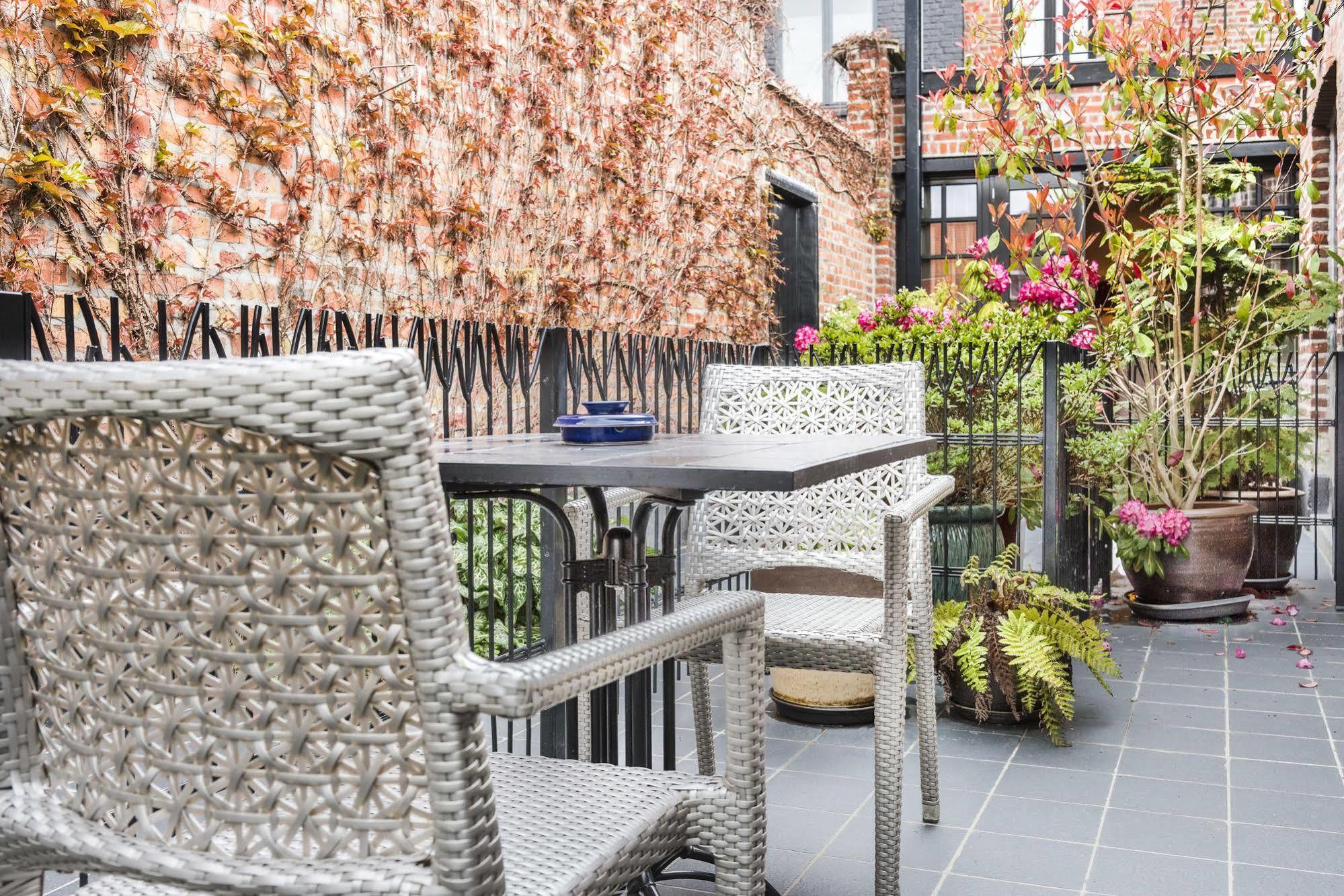 Main Street Hotel Ypres Exterior photo